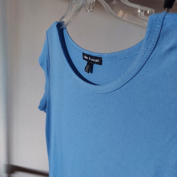 Cable & Gauge Short Sleeve Shirt Crew Neck Sky Blue Size Medium - Picture 3 of 3